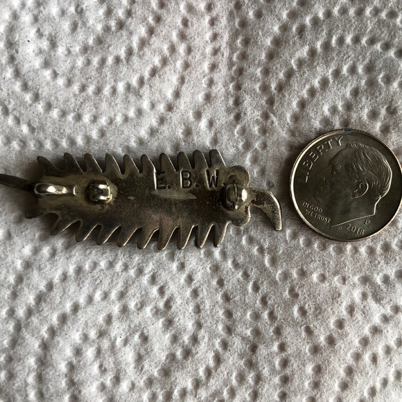 VTG ZUNI WAATSA NEEDLEPOINT TURQUOISE PENDANT BROO - Picture 7 of 8